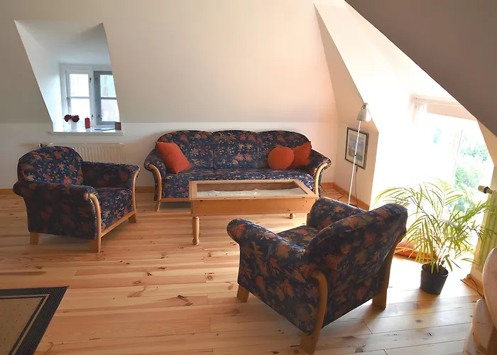 Lägenhet Tammwarfthuus *